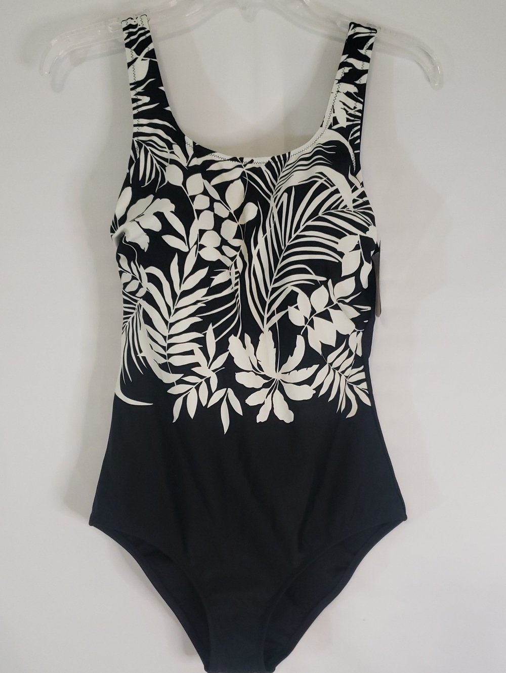 Seekers Essentials Australia, Black & Ivory Floral Print Bathing Suit, Size 8